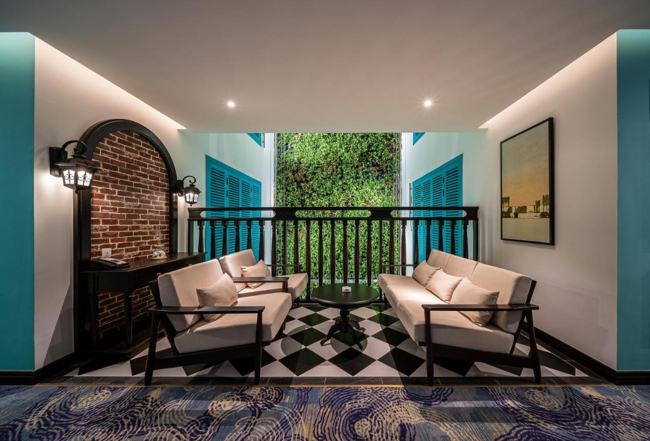 Potique Hotel Nha Trang Exterior photo